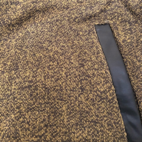 ⬇️SALE! NWT Super Cute Vegan Trim Jogger/Legging - Picture 6 of 6